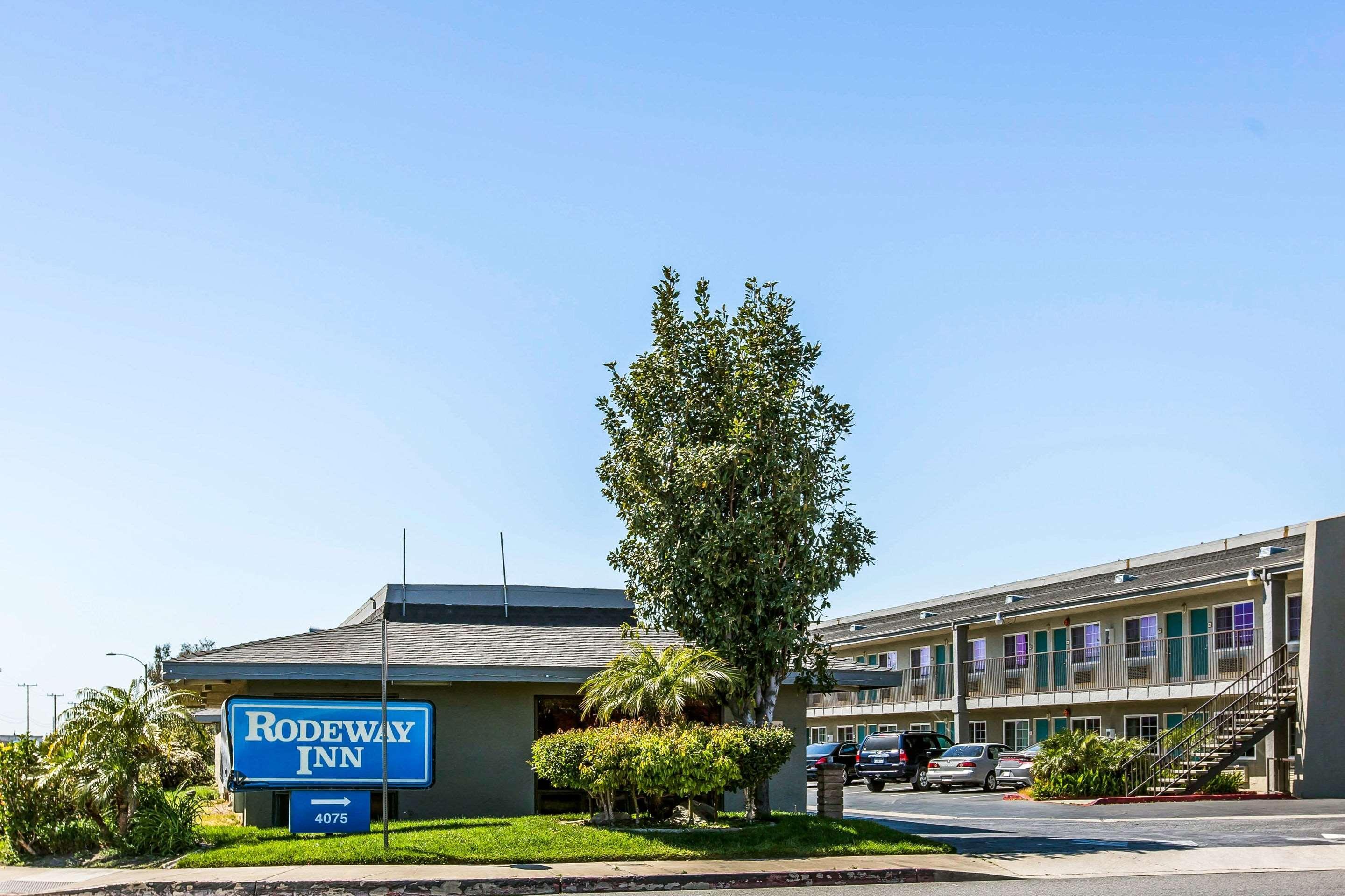 Rodeway Inn Ontario Mills Mall Guasti Экстерьер фото